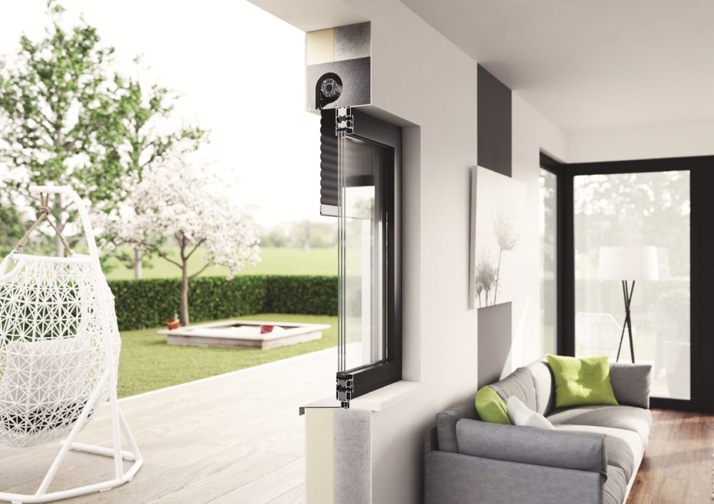 Bovenliggend rolluik van HEROAL. INFO-ROLLUIKEN.nl en info-zonwering voor meer informatie over Heroal rolluiken